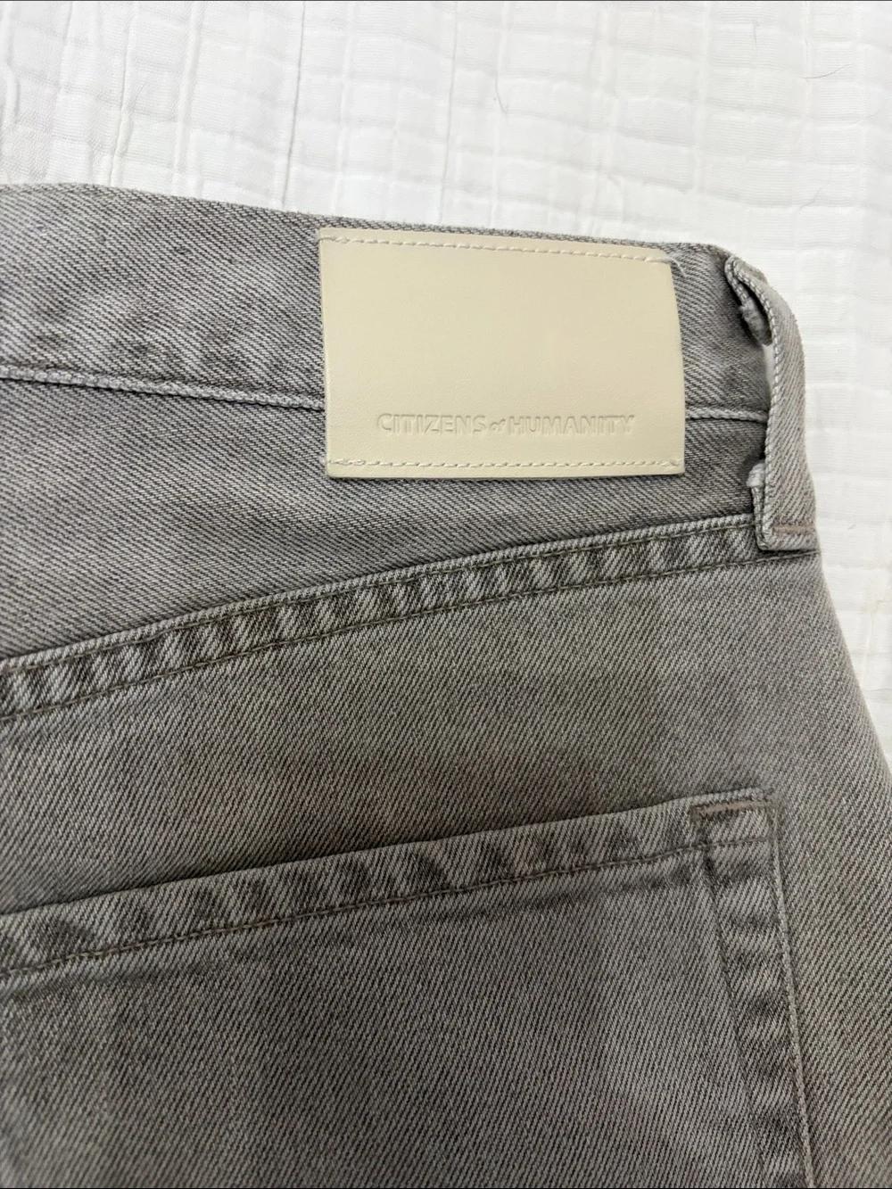 NWOT Citizens of Humanity Ayla wide leg baggy jean in Light Gray size 28